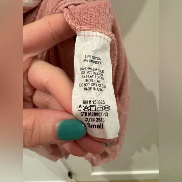 Altard's State Small With Jesus In Her Heart & Coffee In Her Hand Pink Top. 💕💗 - Picture 3 of 4